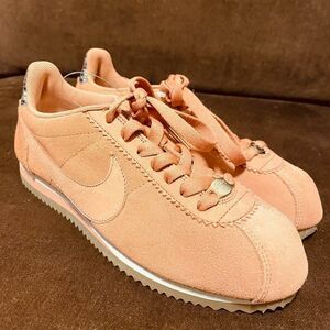 NEW Nike Classic Cortez ALC Womens Size 7.5 US Terra Blush Shoes Suede Sneakers